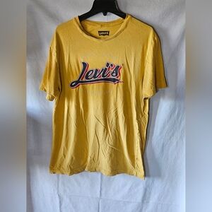 Yellow vintage large  Levi's streetwear t-shirt #skater